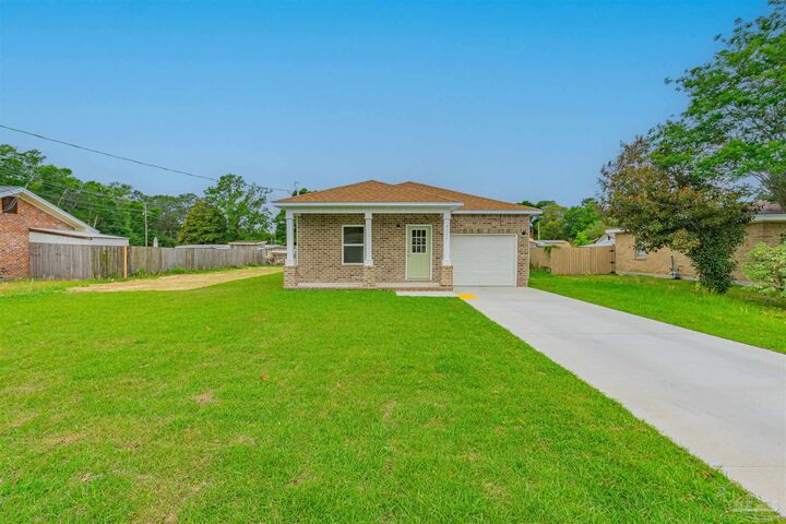 Property Photo:  7111 McAdam Ct  FL 32504 