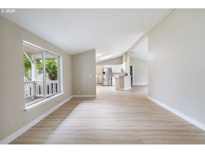 Property Photo:  577 SE Dance Dr  OR 97023 