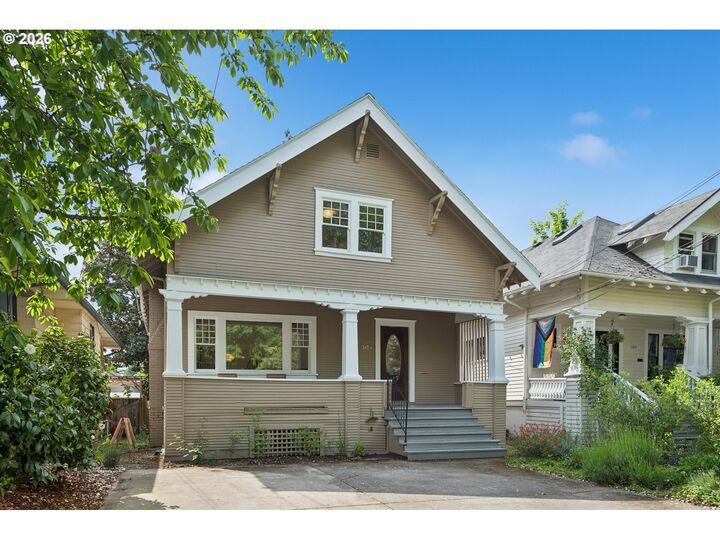 Property Photo:  1415 SE 50th Ave  OR 97215 