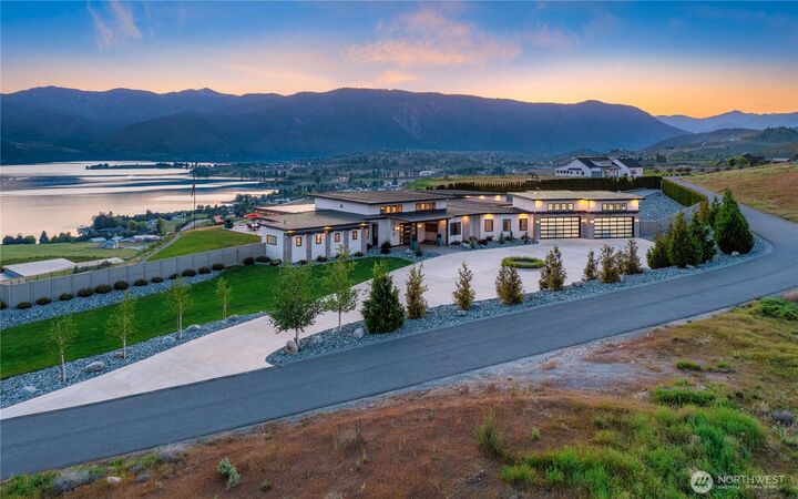 Property Photo:  149  Reserve Lane  WA 98831 