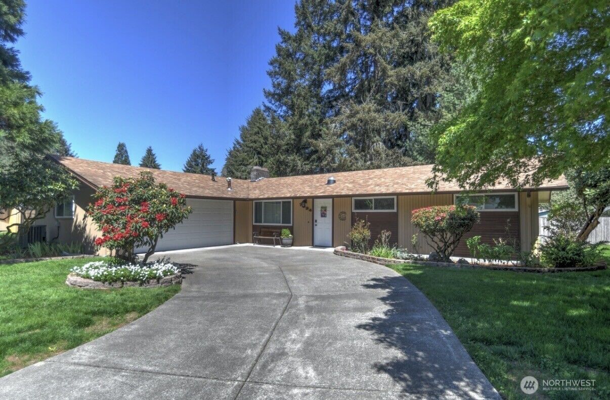 Property Photo:  7634  11th Avenue SE  WA 98503 