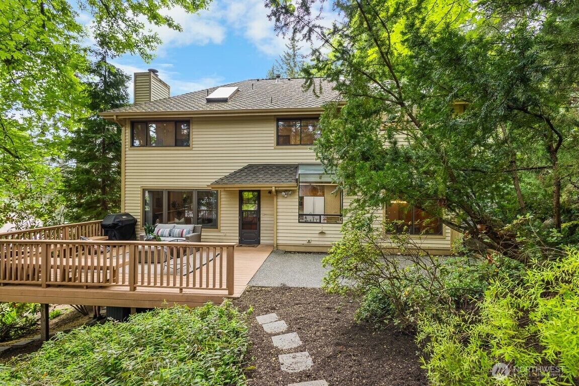 Property Photo:  14310 SE 63rd Street  WA 98006 