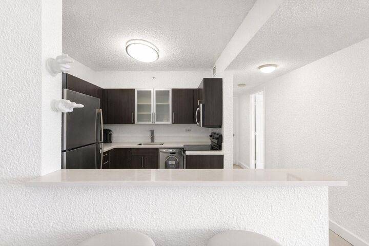 Property Photo:  1500 Bay Road 1122S  FL 33139 