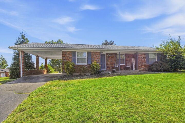 Property Photo:  1204 Greenview Drive  KY 42127 
