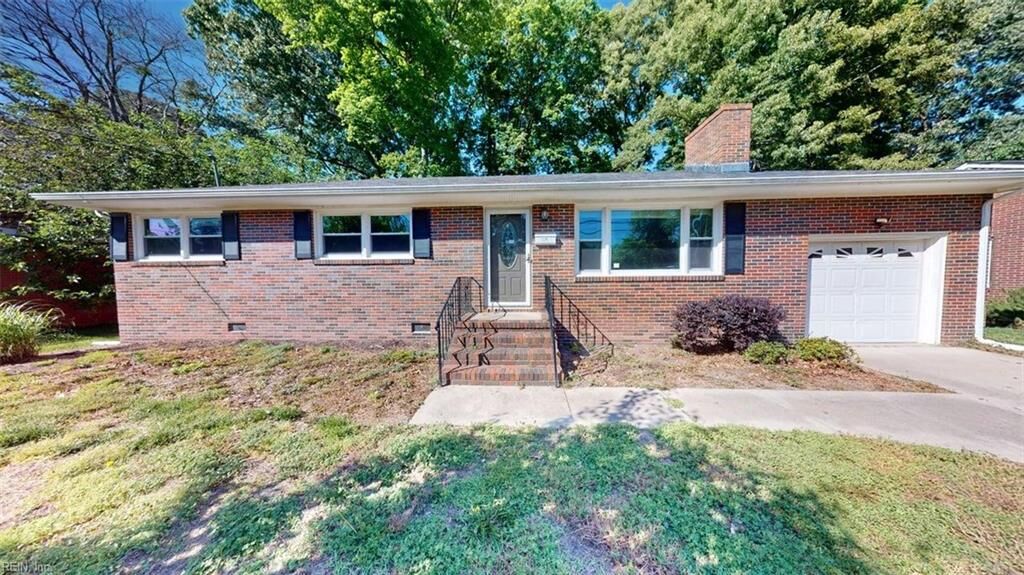Property Photo:  108 Parker Ave  VA 23606 