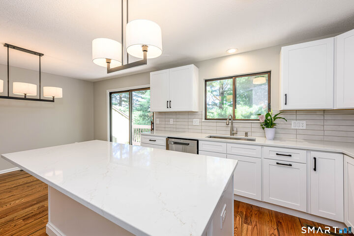 Property Photo:  23 Sherman Lane 23  CT 06514 