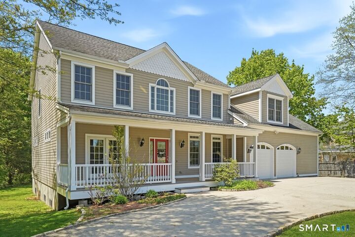 Property Photo:  154 North Street  CT 06460 