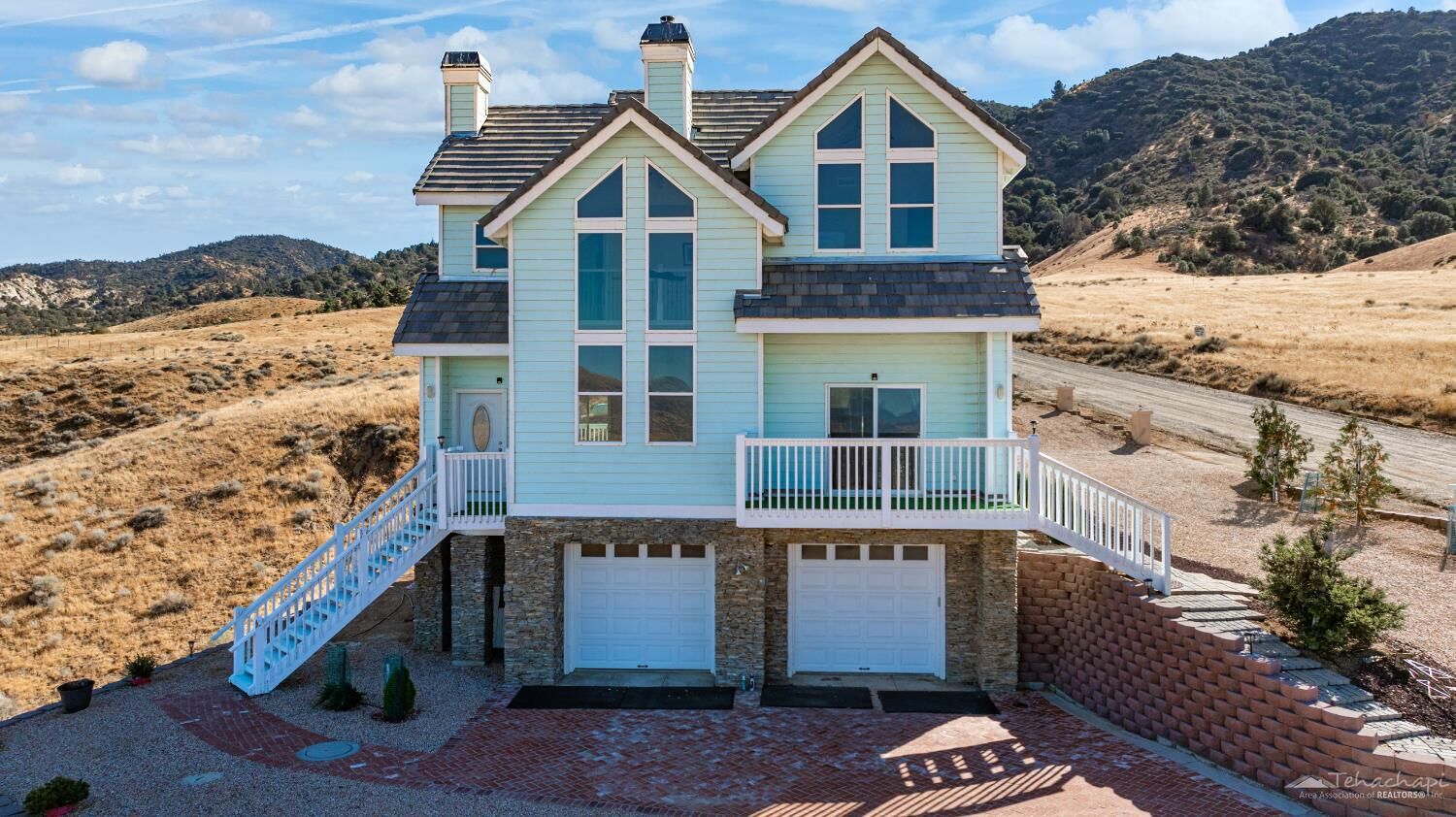 Property Photo:  19180 Siskiyou Dr  CA  