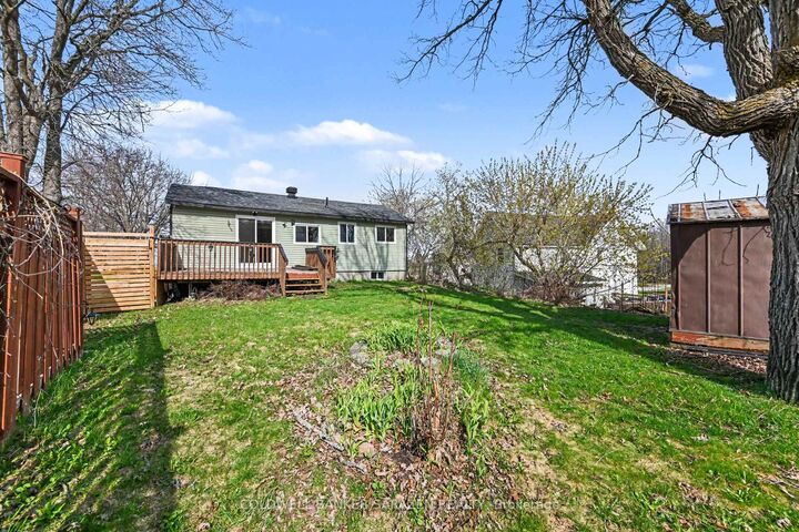 Property Photo: 32 Phillips Street ON K0A 1G0