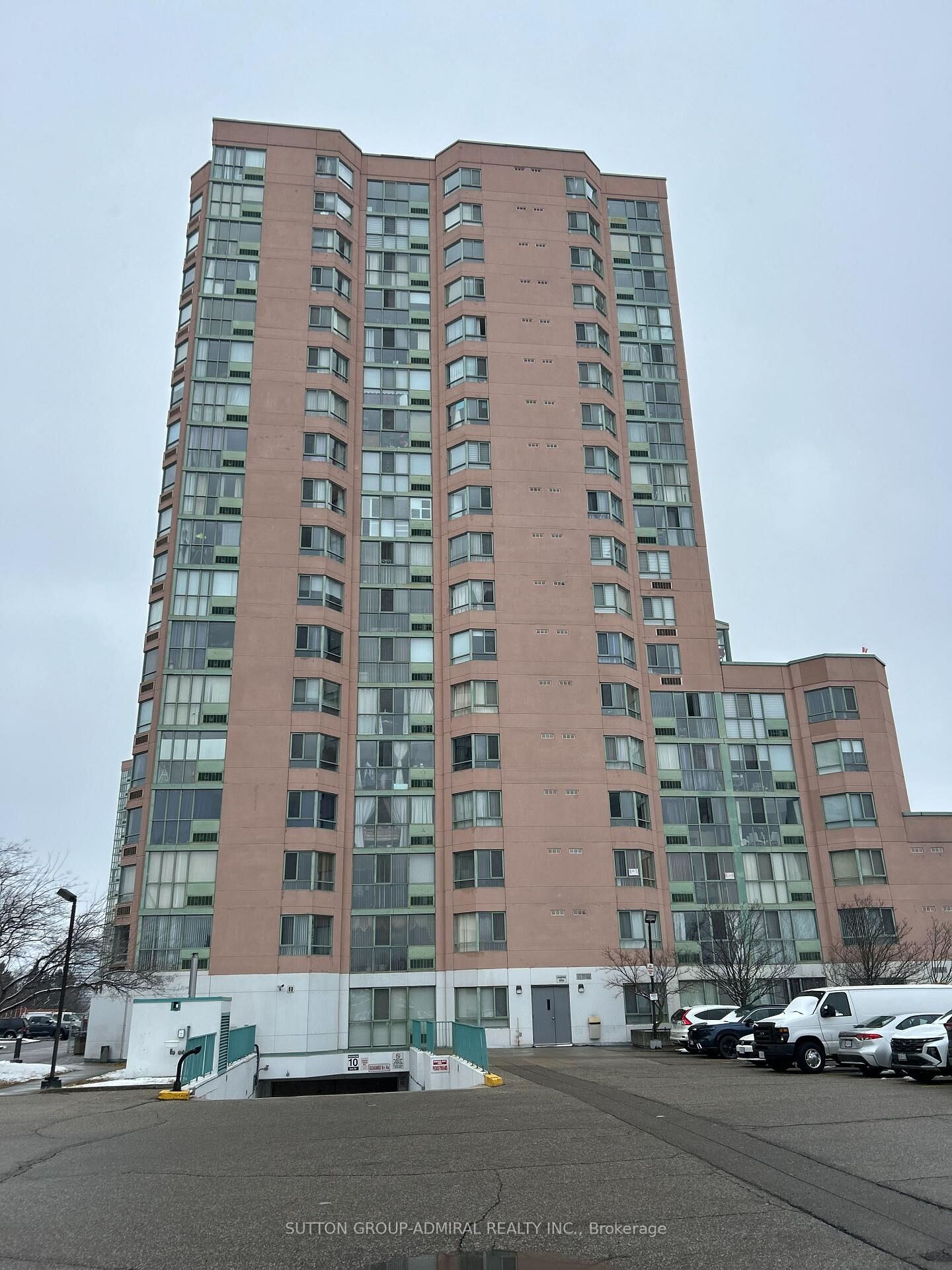 Property Photo: 41 Markbrook Lane 610 ON M9V 5E6