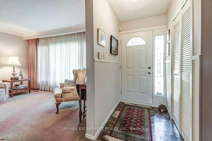 Property Photo: 4356 Dublin Crescent ON L7L 2S5