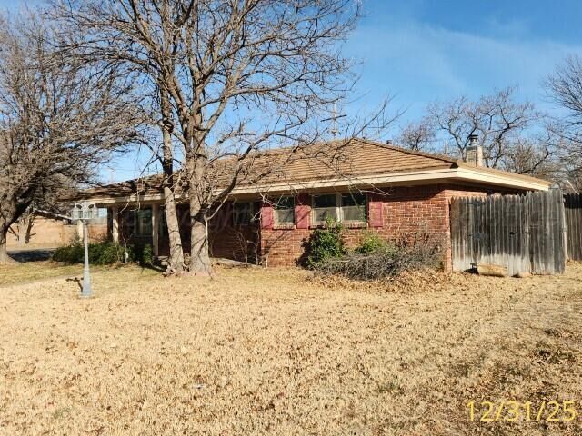 Property Photo:  3401 Sunlite Street  TX 79109-4339 