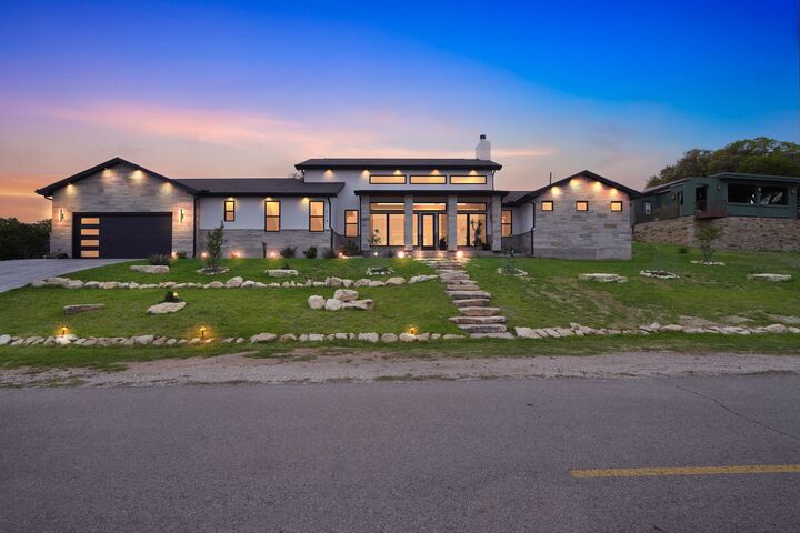 Property Photo: 913 Larkhall Drive TX 78669
