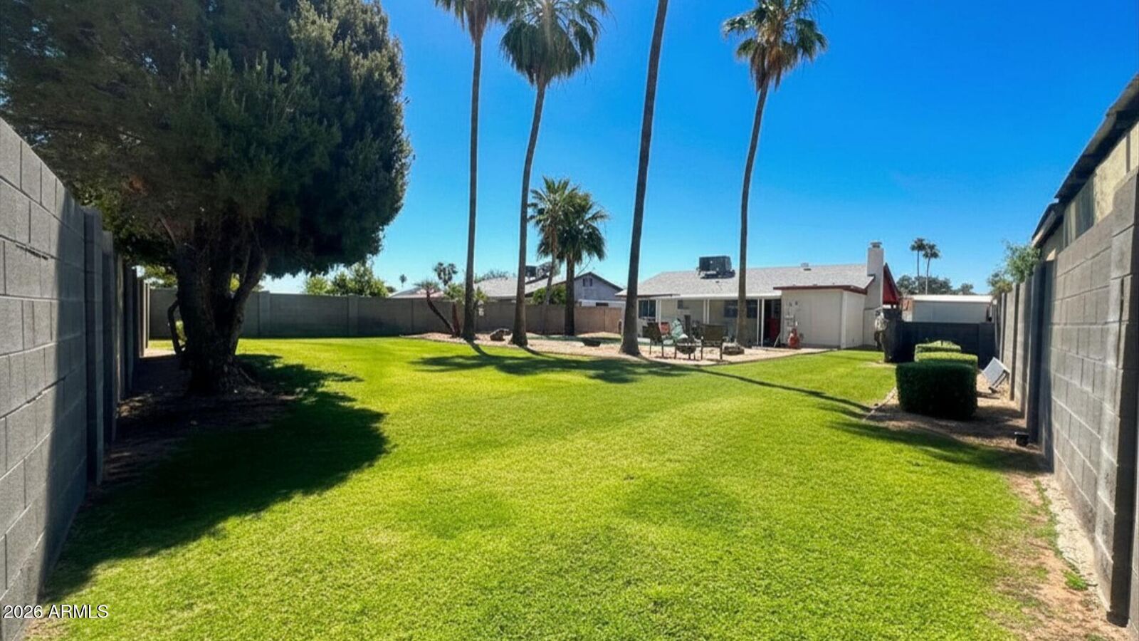 Property Photo:  2116 W Western Drive  AZ 85224 