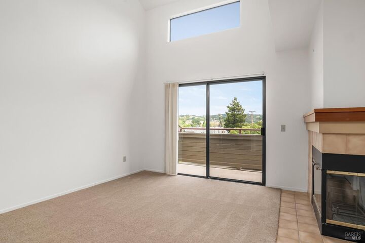 Property Photo:  312 Seagull Row  CA 94945 