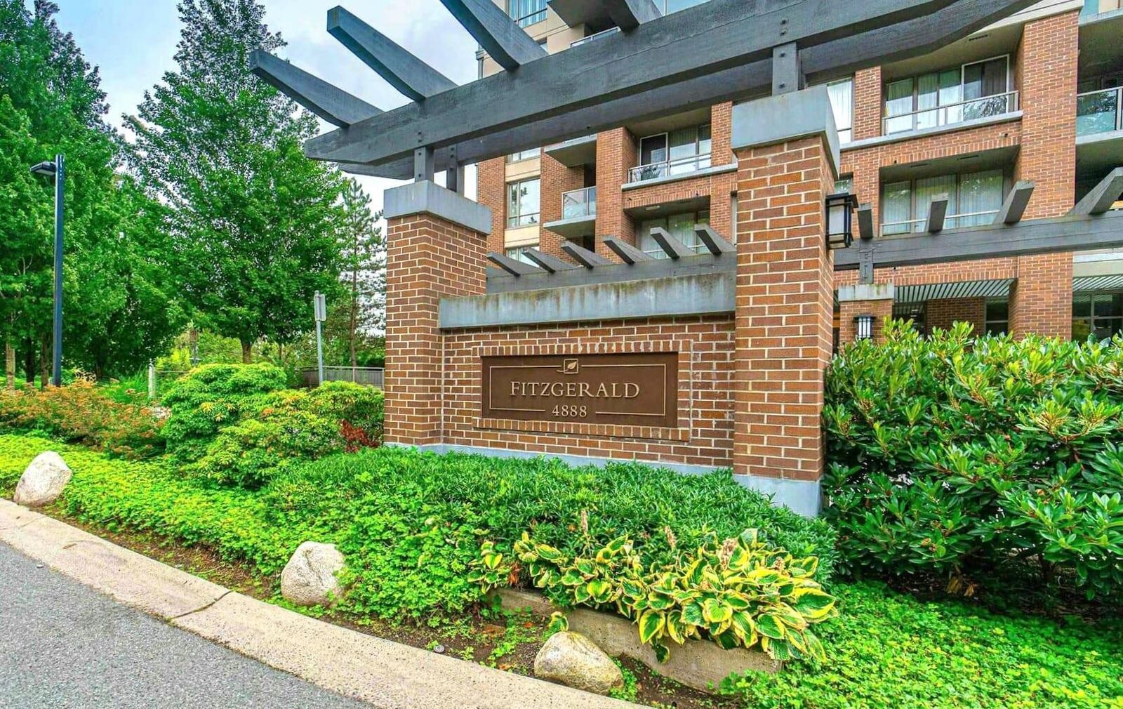 Property Photo:  4888 Brentwood Drive 2404  BC V5C 0C6 