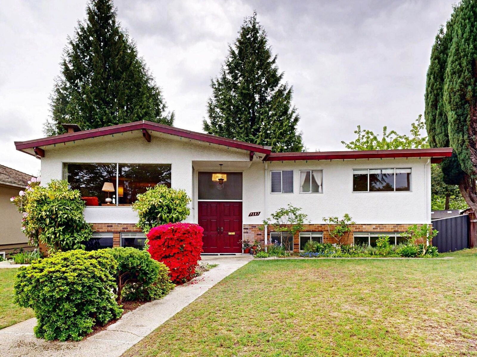 Property Photo:  7287 Shawnee Place  BC V5S 2Y9 