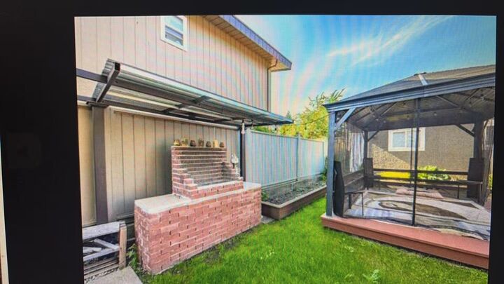 Property Photo:  6661 Aubrey St Ground Level  BC V5B 2E3 