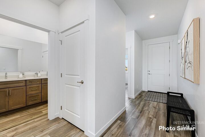 Property Photo:  9057 W Happy Day Dr  ID 83646 