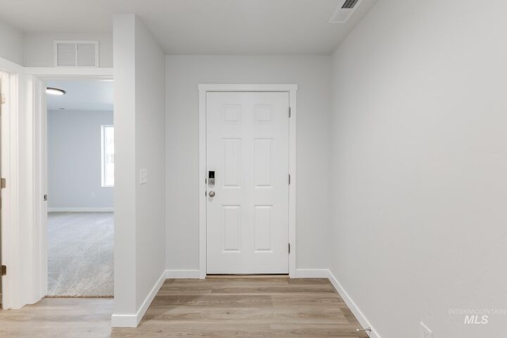 Property Photo: 542 Oliver St ID 83617