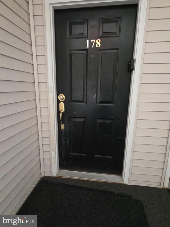 Property Photo:  178 Natalie Road  NJ 08075 