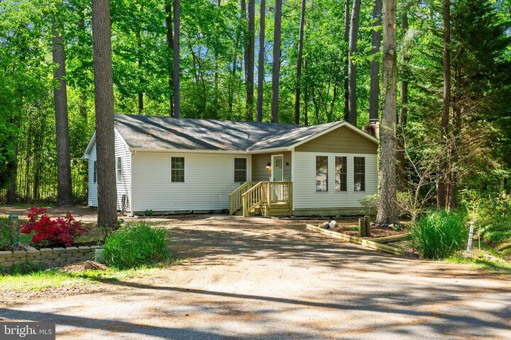 Property Photo:  9 Yeoman Court  MD 21811 