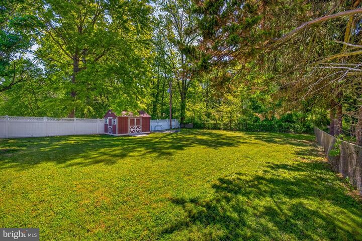 Property Photo:  61 Greenridge Road  DE 19711 