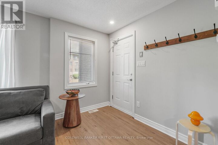 Property Photo:  283 Titanium Private North A  ON K1C 0A5 