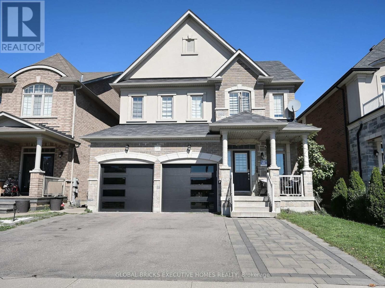 Property Photo:  55 Apple Valley Way East  ON L5P 3R5 
