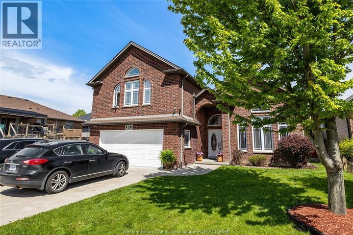 Property Photo:  242 Donald Crescent  ON N8L 0P2 