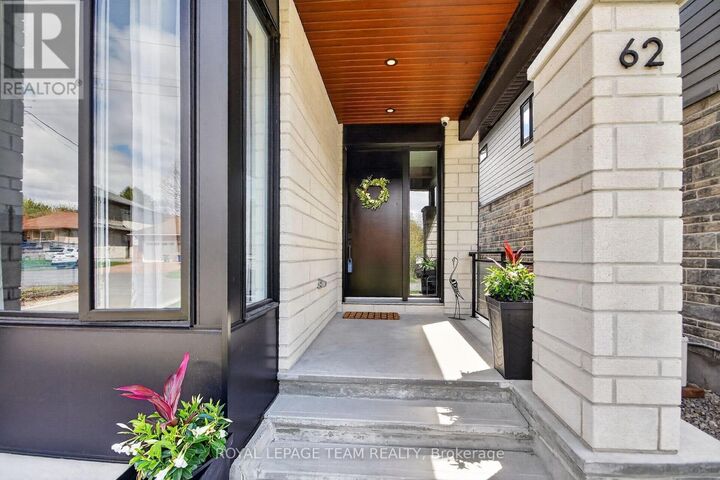 Property Photo:  62 South Rossland Avenue  ON K2G 2K6 