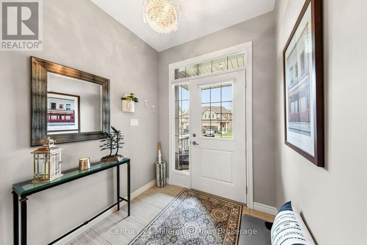 Property Photo:  1010 Wright Drive  ON L4R 0E4 