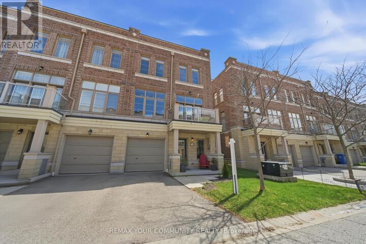 Property Photo:  34 Arborea Lane  ON L4A 1X1 
