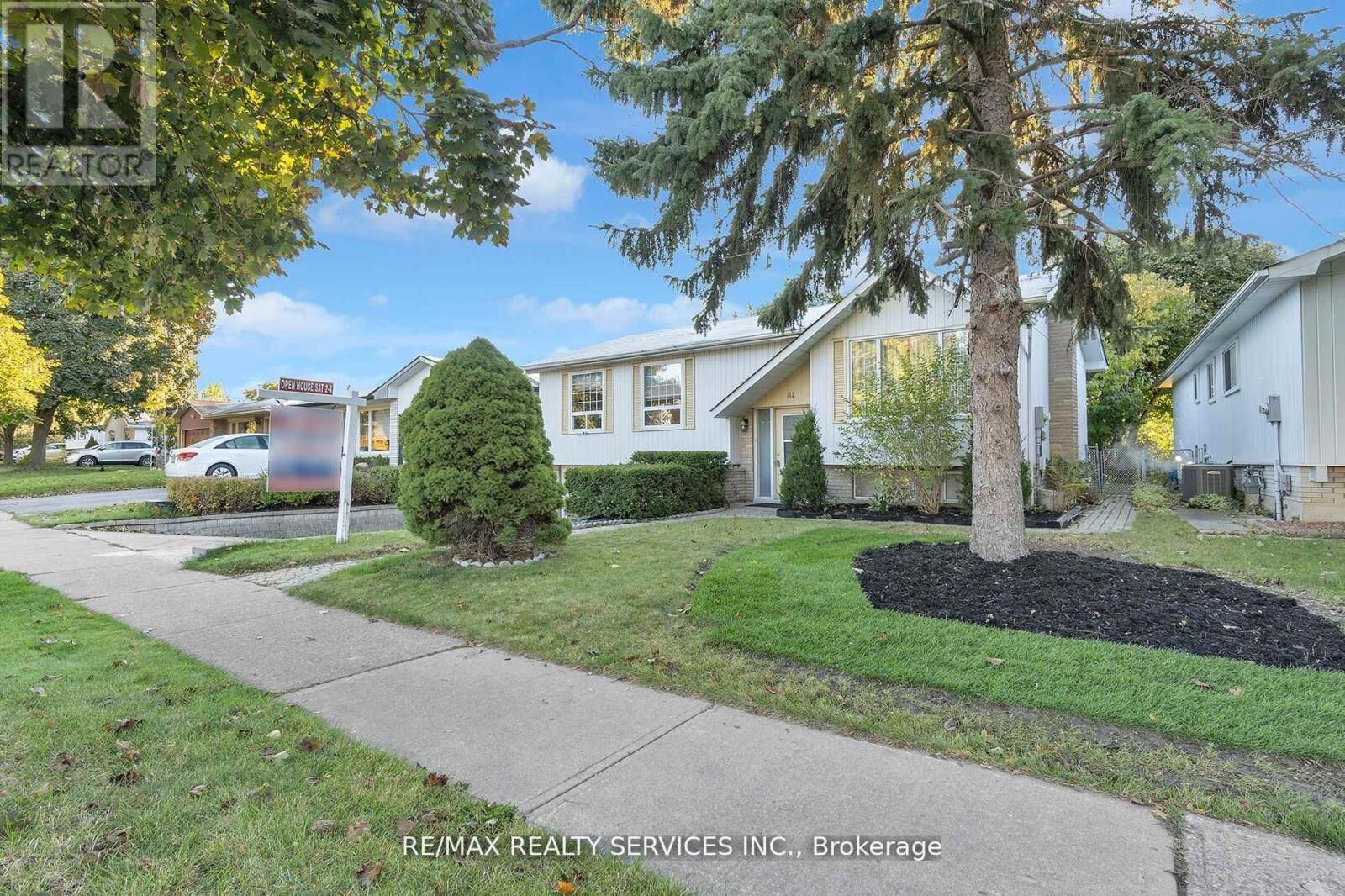 Property Photo:  81 Glenforest Road  ON L6S 1L8 