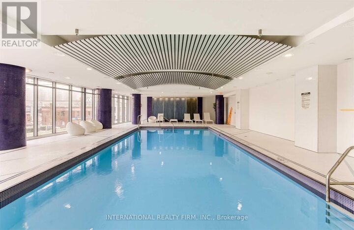 Property Photo:  5162 Yonge Street 1811  ON M2N 5P6 