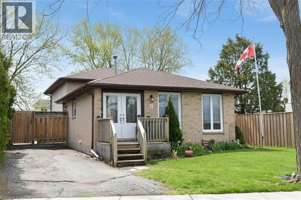 Property Photo:  15 Woodfield Avenue  ON N0A 1S0 