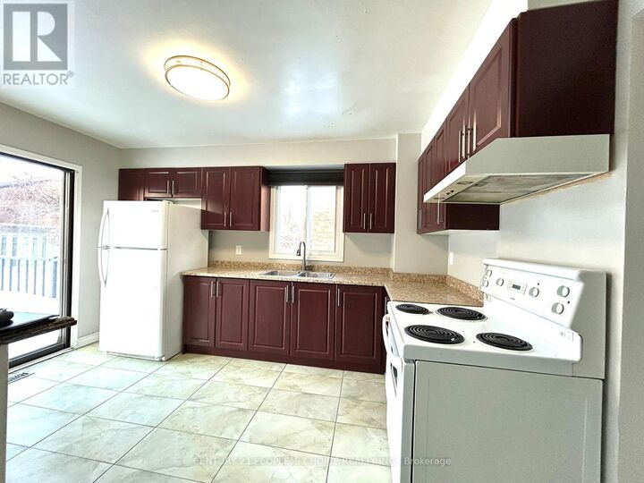 Property Photo:  28 Beisel Court  ON L6Z 2R7 