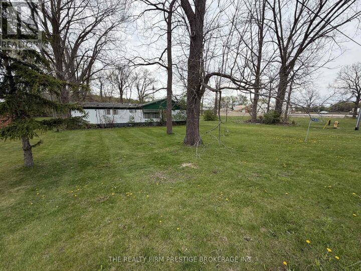 Property Photo:  24331 Pioneer Line  ON N0L 2P0 