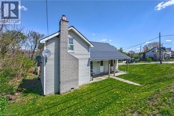 Property Photo:  573 Queen St E  ON N4X 1B1 