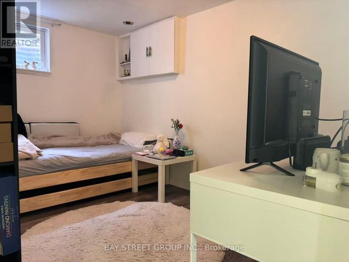 Property Photo:  35 Cairnside Crescent  ON M2J 3M9 