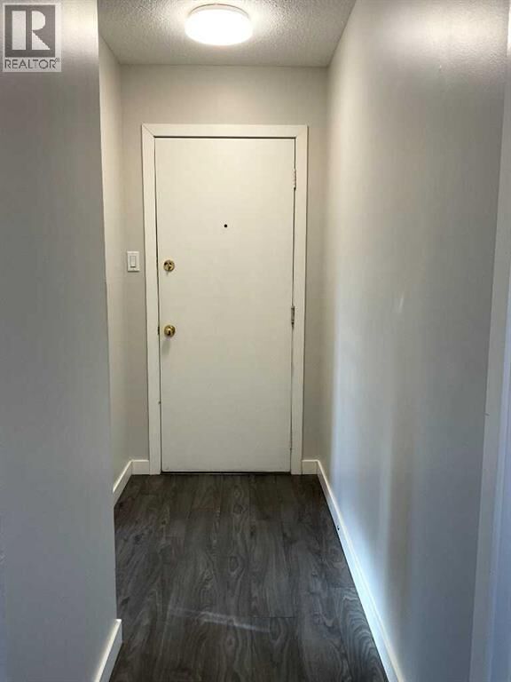 Property Photo:  4728 47 Street  SK S9V 0K1 