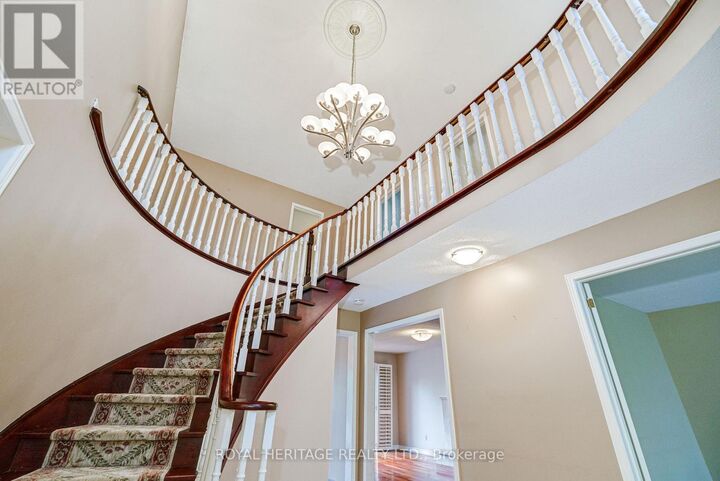Property Photo:  100 Squire Bakers Lane  ON L3P 3H2 