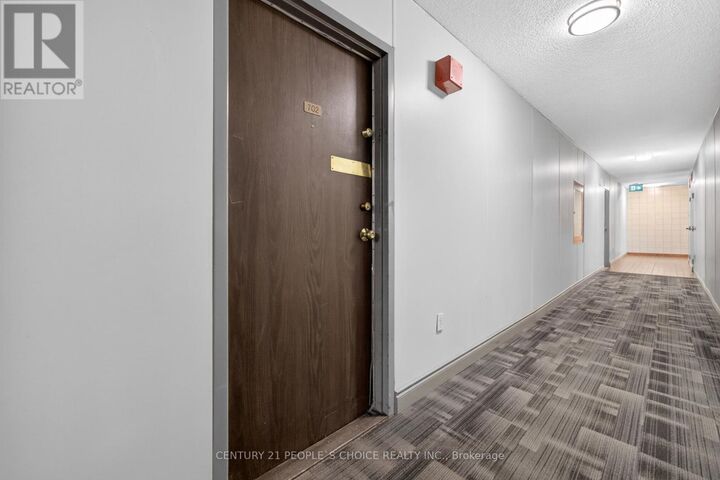 Property Photo:  390 Dixon Road 702  ON M9R 1T4 
