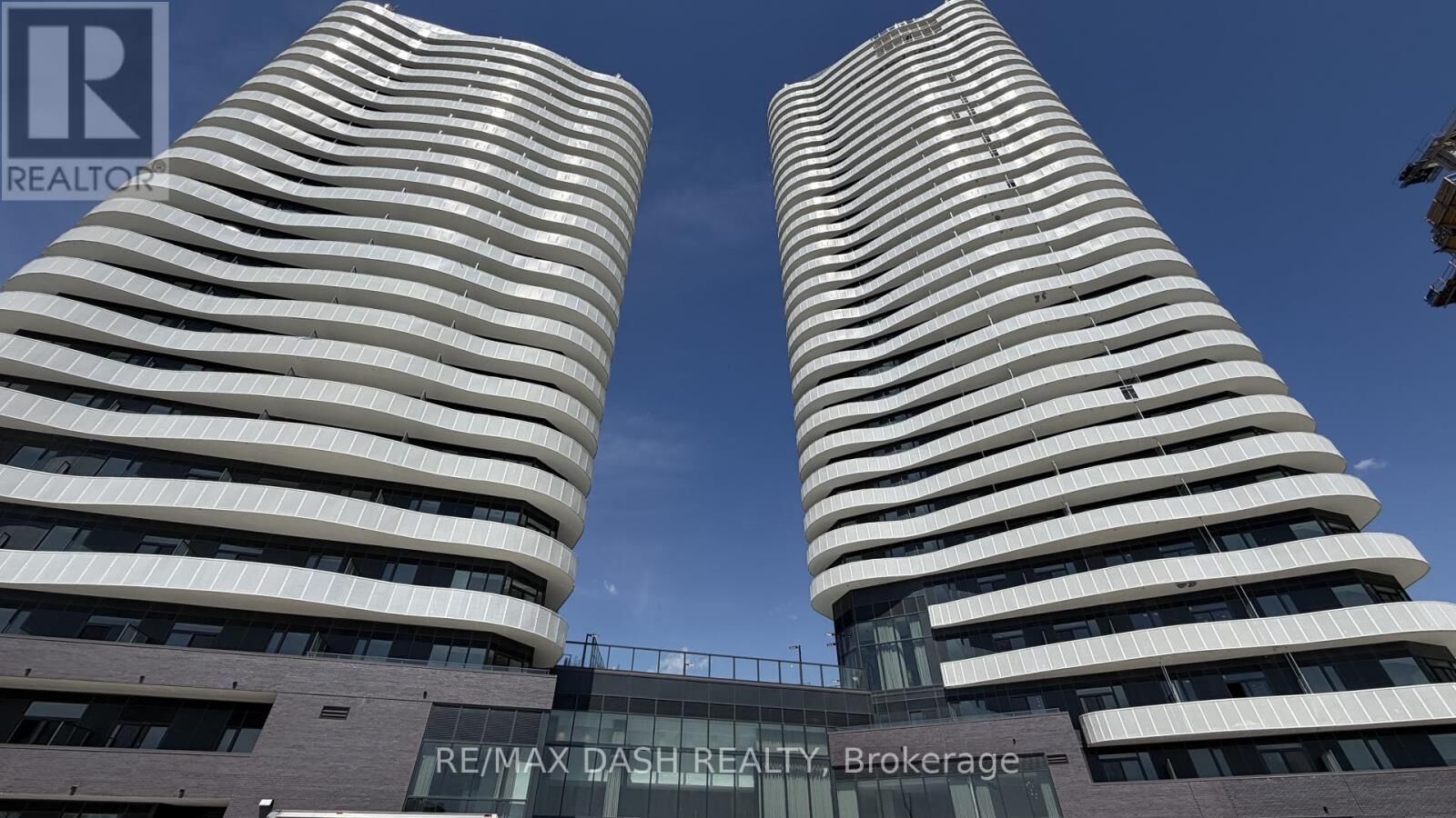 Property Photo:  10 Flavelle Trail 406  ON L4L 1V8 