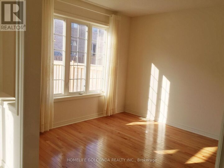 Property Photo:  34 Prebble Drive  ON L6E 0M9 