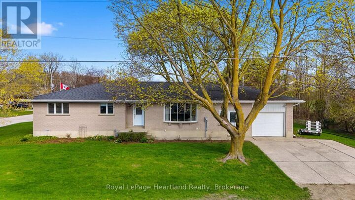 Property Photo:  85 William Street East  ON N0G 1Z0 