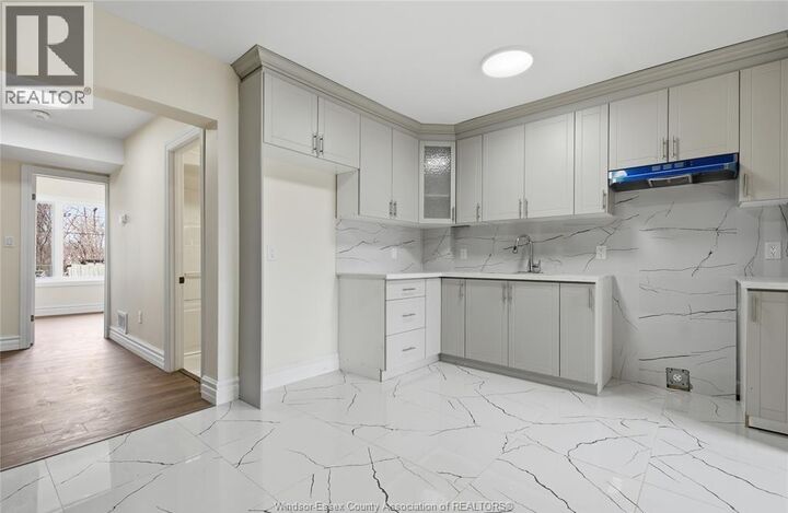 Property Photo:  435 Caron Avenue Main Level  ON N8A 5B3 