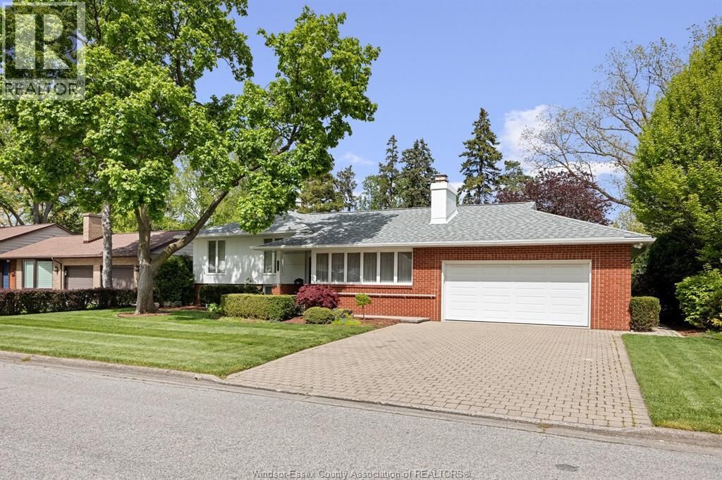 Property Photo:  3662 Bruce  ON N9E 1W8 