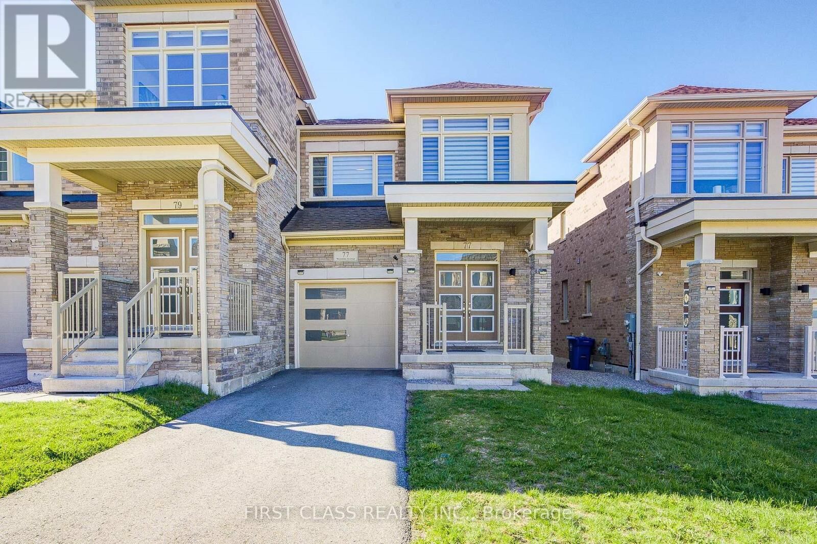 Property Photo:  77 Wesmina Avenue  ON L4A 4V7 