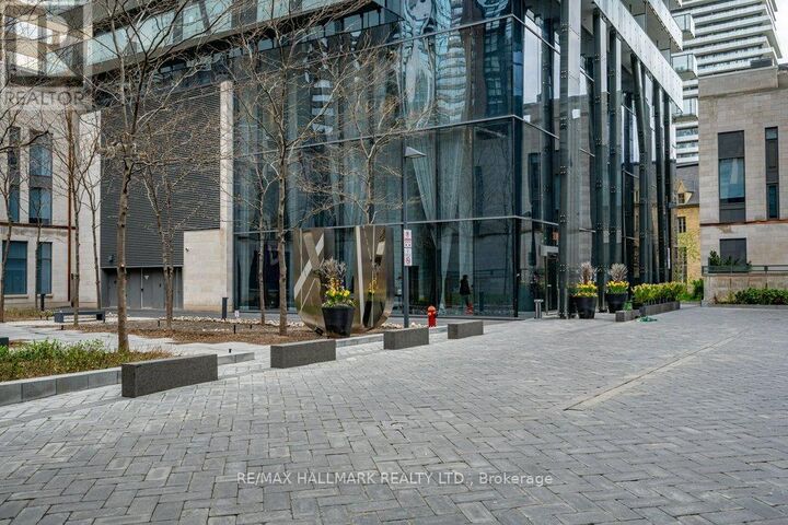 Property Photo:  1080 Bay Street 1507  ON M5S 0A5 